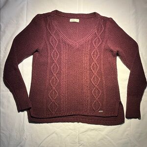 Hollister V-Neck Sweater - Rich Maroon
